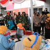 Panglima TNI dan Kapolri Tinjau Vaksinasi Massal di Puskesmas Surabaya, Ini Pesannya