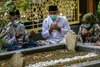 Masa Tenang, Eri Cahyadi Ziarah ke Makam Pendiri NU