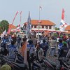 Demo Buruh di Surabaya Sempat Ricuh Dengan Anggota Polisi dan Warga