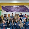 Tingkatkan Promosi Batik, Dosen dan Mahasiswa FEB Unair Beri Pelatihan Branding dan Public Speaking Perajin Batik Tin di Bubutan Surabaya