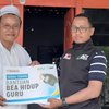 Kegigihan Seorang Disabilitas Fisik Sebagai Guru Honorer di Sumenep