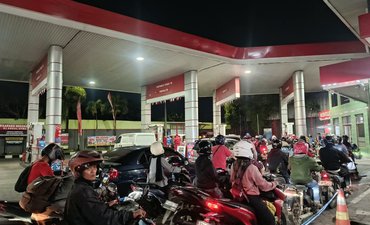 Pertamina Soroti Dugaan Spekulan Pertalite di Jember, Pembelian BBM Pakai Botol Diawasi