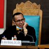 DPRD dan Gerindra Didesak Bersikap Tegas atas Anggota Dewan Main Game dan Merokok saat Rapat Penting