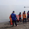 Tim SAR Kerahkan Perahu Karet Cari Pemuda yang Hilang di Pantai Gending Probolinggo