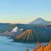 Mendaki Gunung Bromo: Petualangan Sunrise di Kaldera Aktif