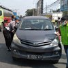 Petugas Razia di Exit Tol Manyar Gresik, Kendaraan Selain Pelat W Putar Balik