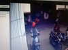 Tak Sampai Semenit, Motor Dicuri saat Konsumen Belanja di Toko Waralaba