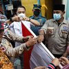 Sambut HUT RI ke-77, Warga Surabaya Dapat Bendera Merah Putih Gratis