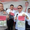 Polda Jatim Tangkap Sindikat Pengedar Dolar Amerika Palsu Senilai Rp1,4 Miliar