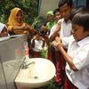 Cegah Corona, Siswa SD Diajak Cuci Tangan Bersama
