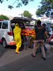 Jenazah Pria Lansia Dievakuasi dengan Protap Covid-19