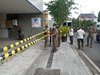 IMB Tak Diubah, Satpol PP Segel Kantor Kas BNI Mojokerto
 