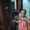 Pura-pura Numpang ke Toilet, Seorang Wanita Curi Emas dan Uang Warga Mojokerto
 