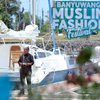 Menkop UKM Beri Motivasi dalam Banyuwangi Moslem Fashion Festival