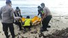 Diduga Penumpang KMP Tunu, Satu Jenazah Ditemukan di Pantai Pelengkung