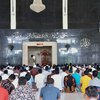 Tangkal Corona, Jemaah Salat Jumat di Gresik Baca Qunut Nazilah