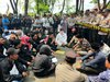 Demo Tuntut Pilkades Digelar, Massa Sindir Bupati dan Ketua DPRD Sampang