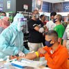 Tes Cepat, Karyawan dan Pengunjung Mal di Gresik Reaktif Covid-19