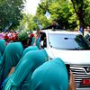 Wali Kota Probolinggo Tawarkan Mobil Mewahnya Dipakai Warga yang Akad Nikah