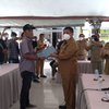 Warga Dringu Probolinggo Protes Bakal Calon Kades Petahana