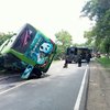 Ngebut, Bus Restu Terguling di Madiun