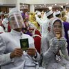 105 Pasangan Pengantin di Surabaya Ikuti Nikah Massal