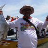Asyiknya Mancing Bareng di Objek Wisata Pasir Putih Situbondo