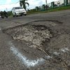 Proyek Pengaspalan Jalan di Cangkringrandu Jombang Semrawut Molor dari Target