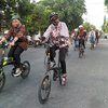 Gowes Pakai Batik, Siapa Takut