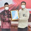 Bupati Gresik Serahkan Langsung LKPD 2020 Ke BPKP Jawa Timur