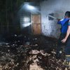 Asyik Gendong Cucu, Rumah Pasutri di Situbondo Terbakar