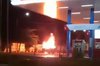 Diduga Konrsleting Listrik Aki, Mobil Terbakar Usai Ngisi BBM di SPBU Paciran Lamongan