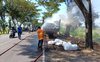 Truk Bermuatan Tiner Terbakar di Jalur Pantura Kraksaan Probolinggo