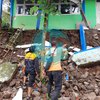 Tanah Longsor Bangunan SD di Situbondo Ambruk