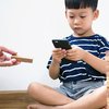 Anak Ingin Bermain Gadget, Lebih Baik Bunda Lakukan Ini