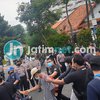 Diduga Bawa Bom Molotov, Pemuda Ikut Aksi di Depan Grahadi Diamankan