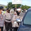 Terjaring Penyekatan di Perbatasan Situbondo-Probolinggo Empat Pemudik Diminta Putar Balik