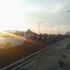Membuang Waktu, Menunggu Buka Puasa di Jembatan Suroboyo