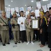 Lukisan Wajah Pahlawan Nasional Kiai As’ad Catat Rekor Baru MURI