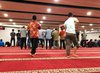 Tarawih di <em>Mall</em>, Antara Ibadah dan Belanja
