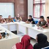 Pj Kades Perempuan di Jember Didemo karena Disukai Warga, Dinilai Berhasil Redam Konflik Desa