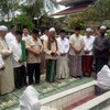 Ziarah Prabowo ke Makam Sunan Ampel Karena Saran Dua Kiai ini