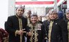 Pakaian Khas Situbondo Rasok Aghung Diperkenalkan di Harjakasi ke-205