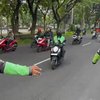 Massa Ojol di Surabaya Turun ke Jalan, Polisi Lakukan Rekayasa Lalu Lintas