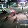 Beredar Video Mobil Tabrak Pemotor Hingga Terpental di Surabaya