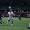 Hasil Imbang Persebaya - Persib Dinilai Untungkan Bali United
