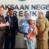 Hari Bhakti Adhyaksa ke-63, Kejari Gresik Gelar Donor Darah dan Sunat Massal Gratis 