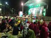 Warga Surabaya Penuhi Taman Bungkul Hadiri Nuzulul Quran