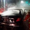 Arus Pendek Hanguskan Sedan di Jalan Raya Prapen