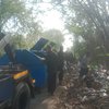 Pembuangan Sampah Liar Terus Bertambah, Warga Mojokerto Evakuasi Sampah